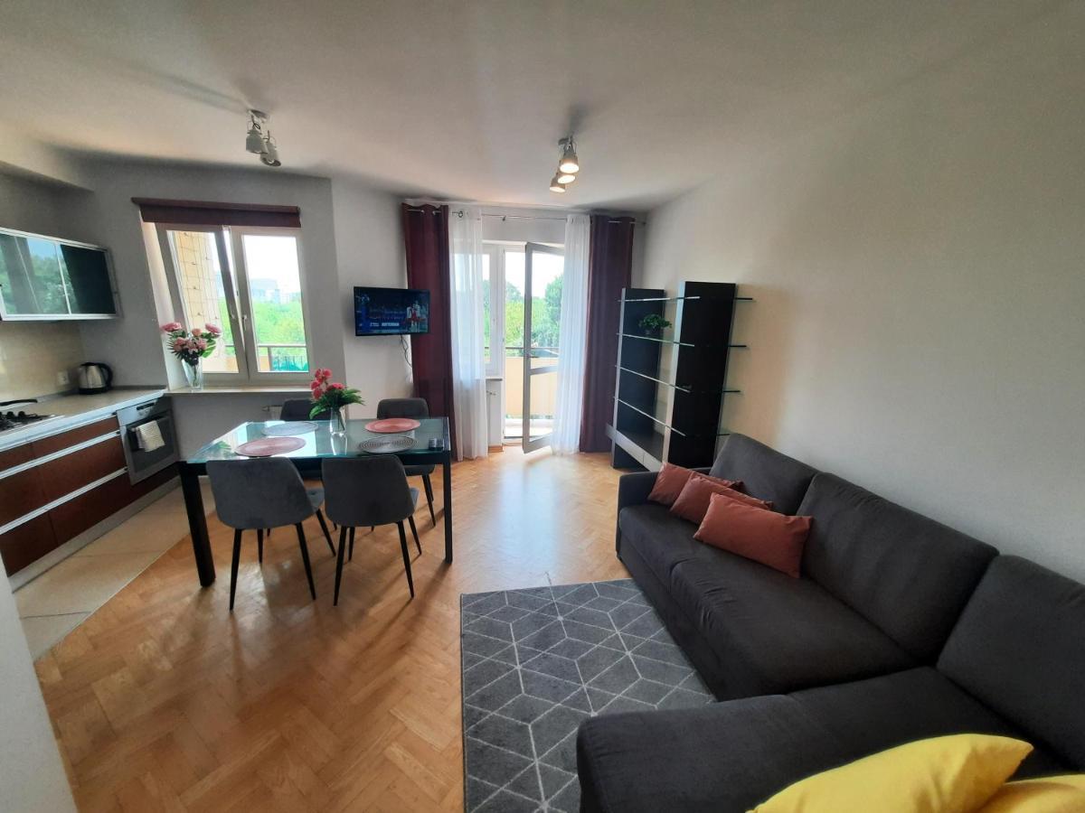 Apartamento Sloneczny Apartament Bluszczanska Varsovia Exterior foto