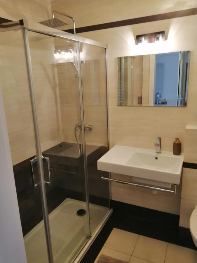 Apartamento Sloneczny Apartament Bluszczanska Varsovia Exterior foto